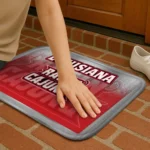 louisiana-ragin-cajuns-pixel-blur-red-doormat-best-selling.webp
