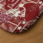 oklahoma-sooners-helmet-illustration-crimson-doormat-best-selling.webp