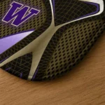 washington-huskies-torso-pattern-tan-crocs-doormat-best-selling.webp