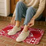 wisconsin-badgers-helmet-illustration-red-doormat-best-selling.webp