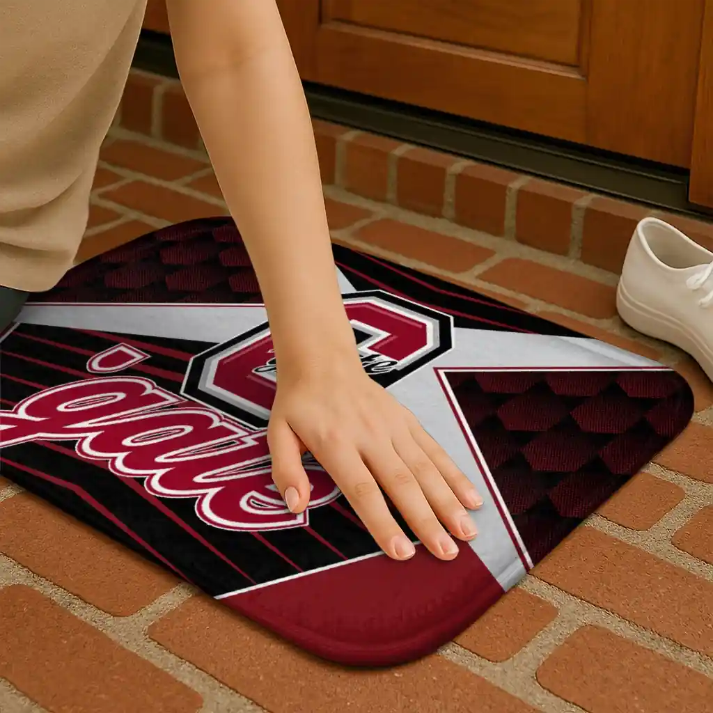 colgate-raiders-techno-camo-maroon-black-doormat-premium-grade.webp