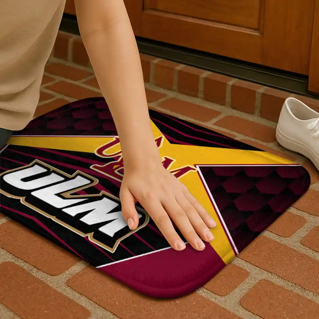 louisiana-monroe-warhawks-techno-camo-red-black-doormat-premium-grade.webp