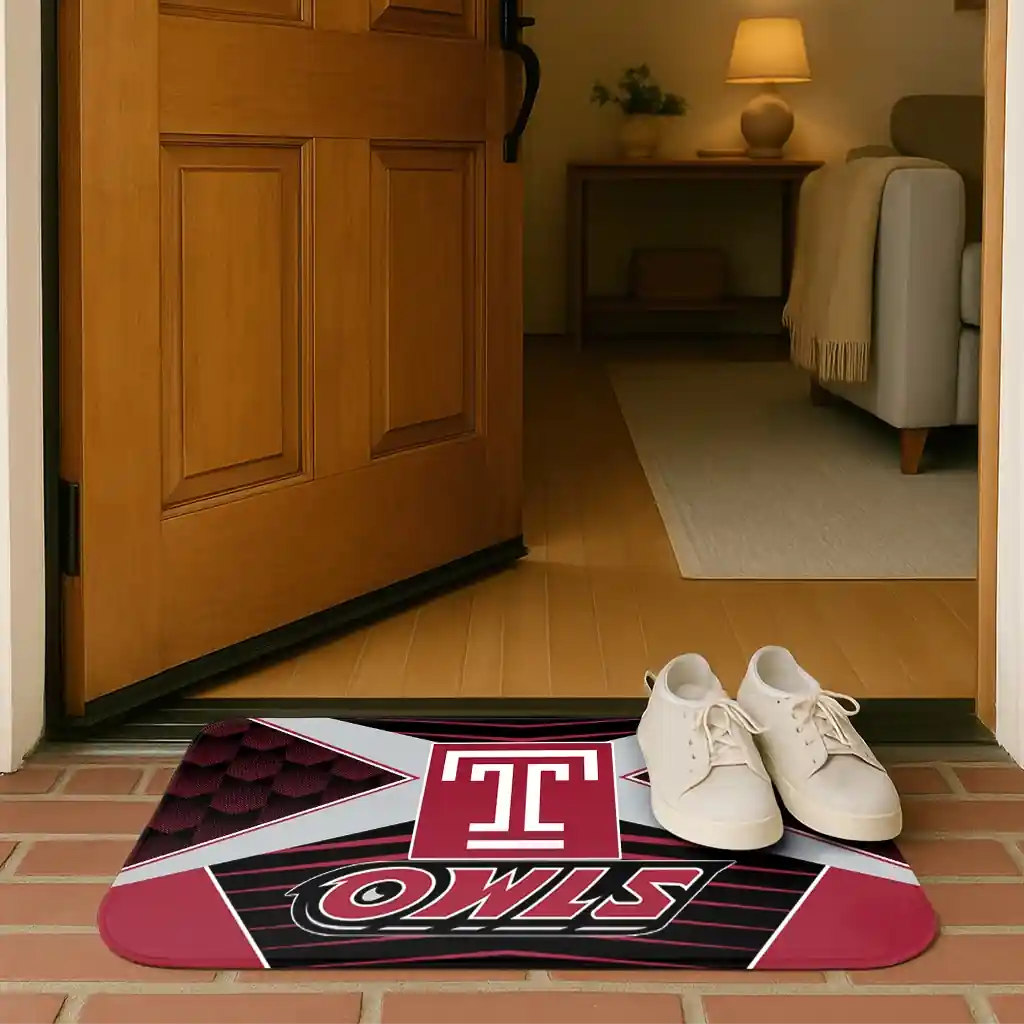 temple-owls-techno-camo-red-black-doormat-fashion-forward.webp