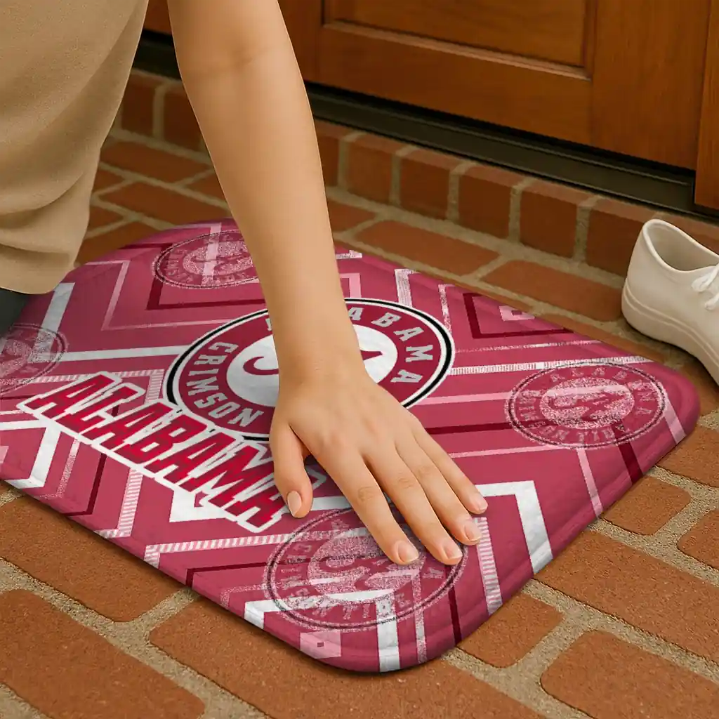 alabama-crimson-tide-chevron-geometrics-crimson-doormat-premium-grade.webp