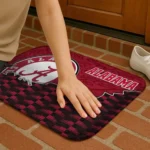alabama-crimson-tide-tribal-detailing-crimson-black-doormat-best-selling.webp