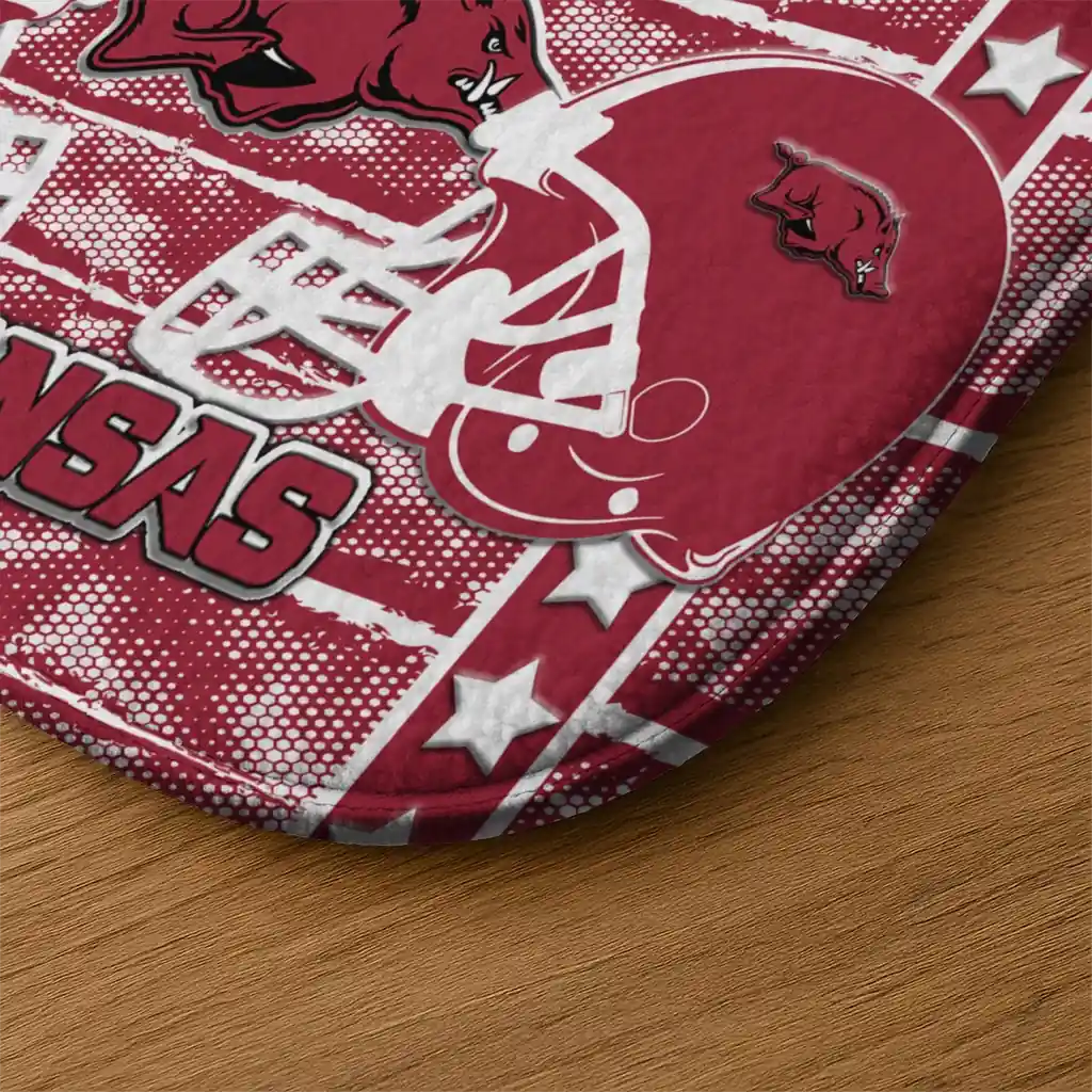 arkansas-razorbacks-helmet-illustration-red-doormat-latest-model.webp