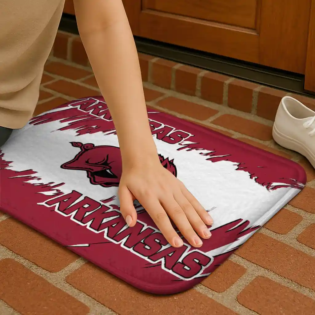 arkansas-razorbacks-plate-rip-red-doormat-premium-grade.webp