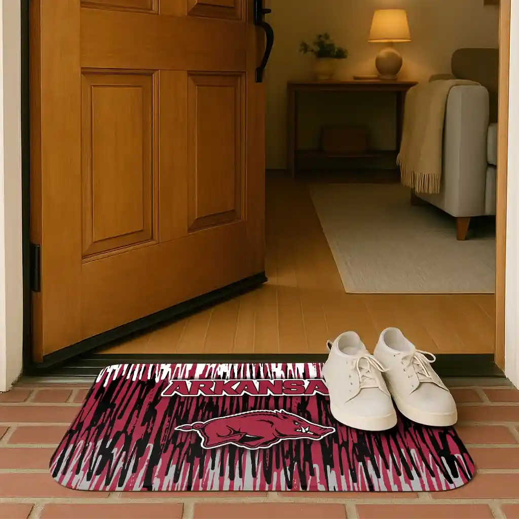 arkansas-razorbacks-vertical-flow-red-doormat-fashion-forward.webp