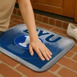 byu-cougars-pixel-blur-blue-doormat-best-selling.webp