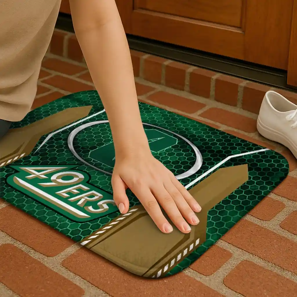 charlotte-49ers-hexagon-oval-green-doormat-premium-grade.webp