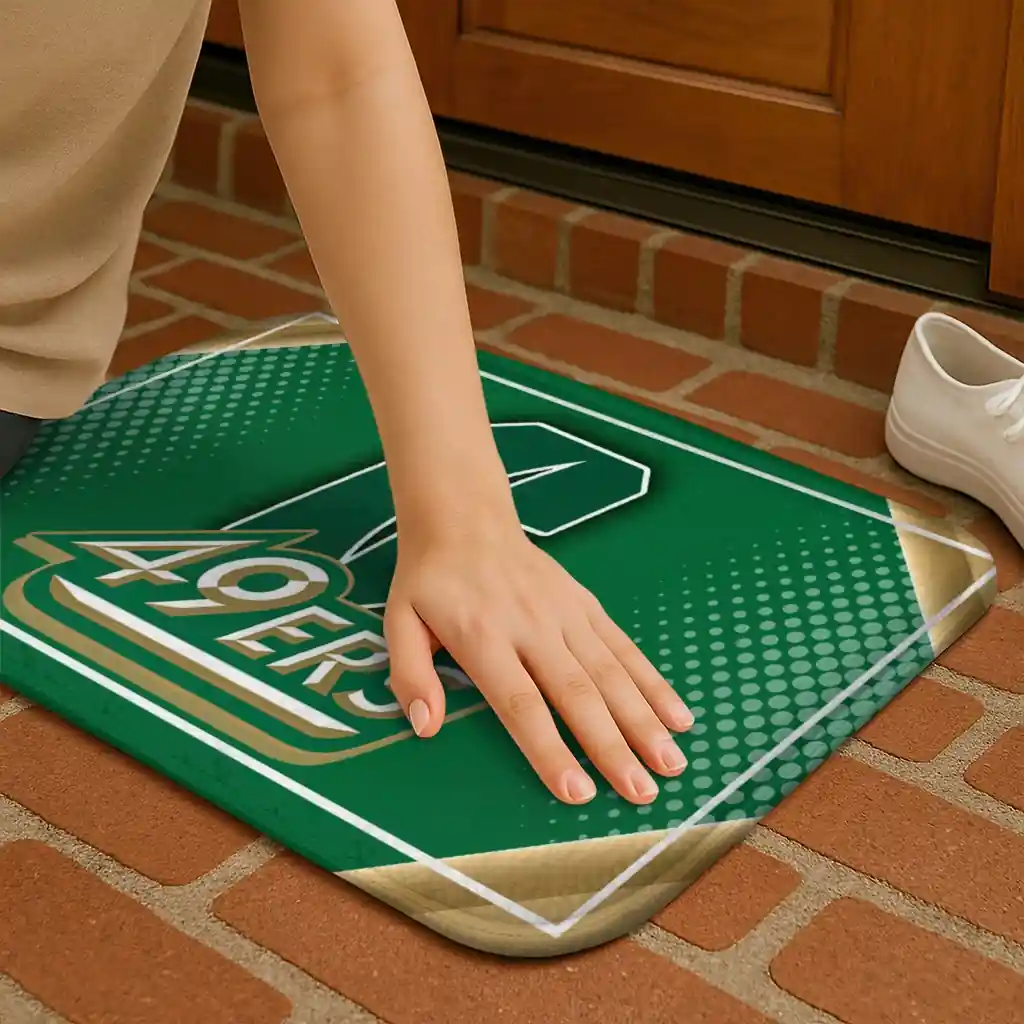 charlotte-49ers-silver-halftone-green-doormat-premium-grade.webp