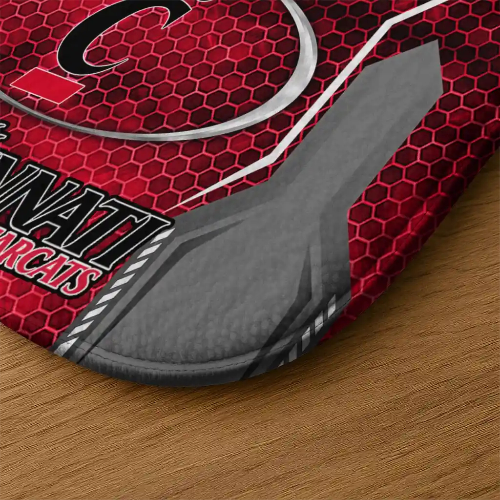 cincinnati-bearcats-hexagon-oval-red-doormat-latest-model.webp
