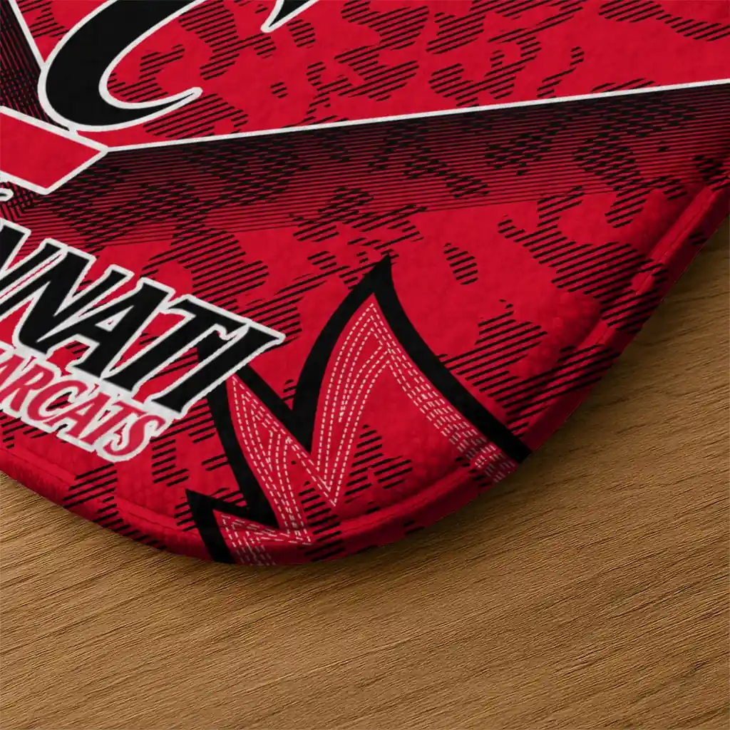 cincinnati-bearcats-layered-lines-red-doormat-latest-model.webp