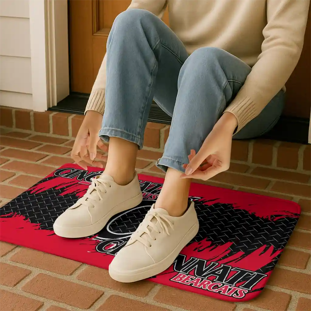 cincinnati-bearcats-plate-rip-red-doormat-top-rated.webp