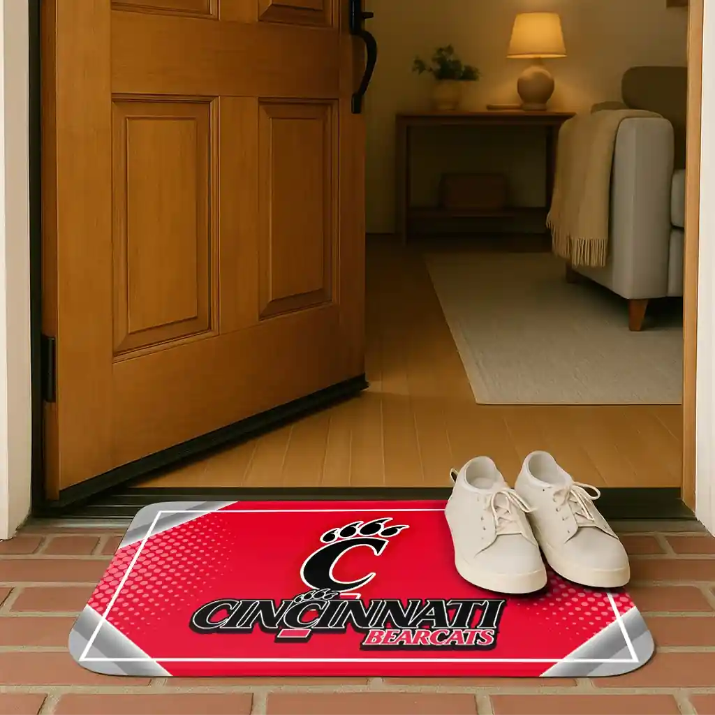 cincinnati-bearcats-silver-halftone-red-doormat-fashion-forward.webp