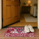 colgate-raiders-helmet-illustration-maroon-doormat-best-selling.webp