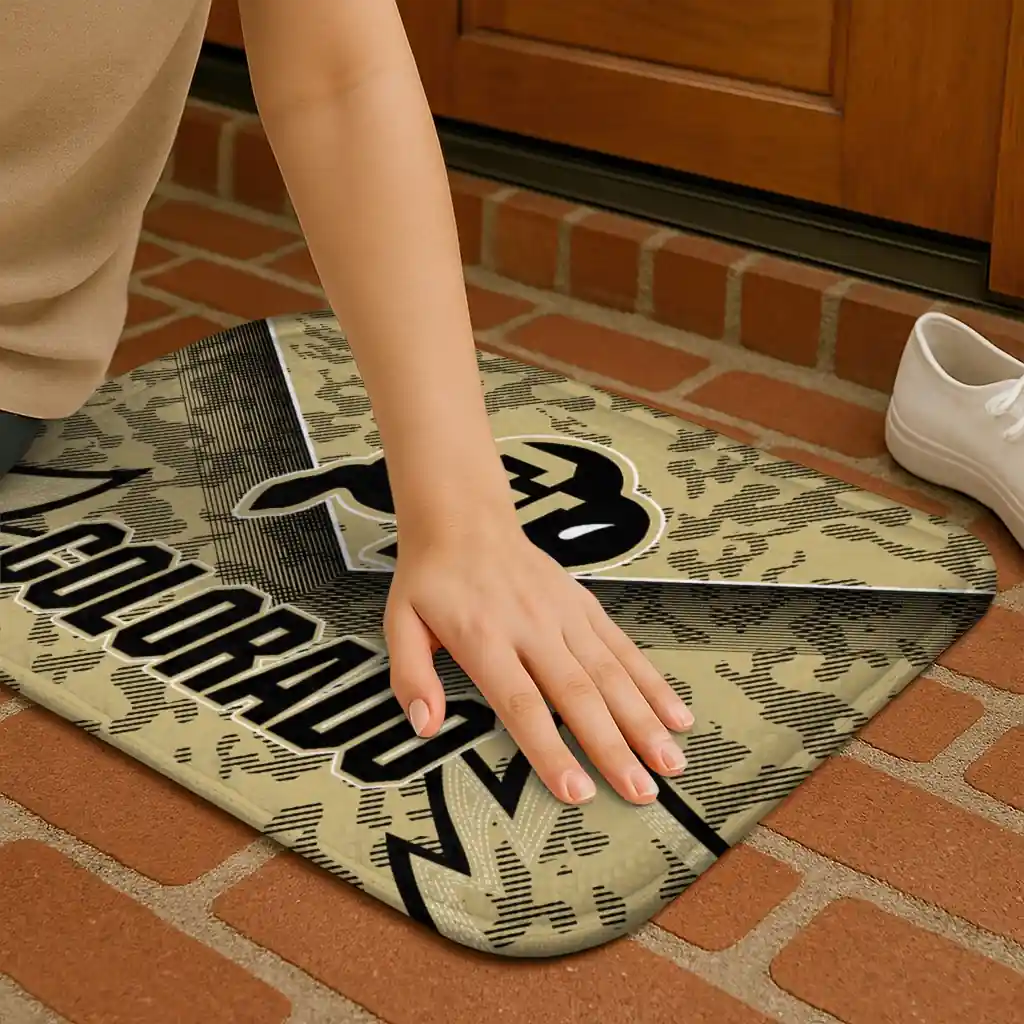 colorado-buffaloes-layered-lines-gold-doormat-premium-grade.webp