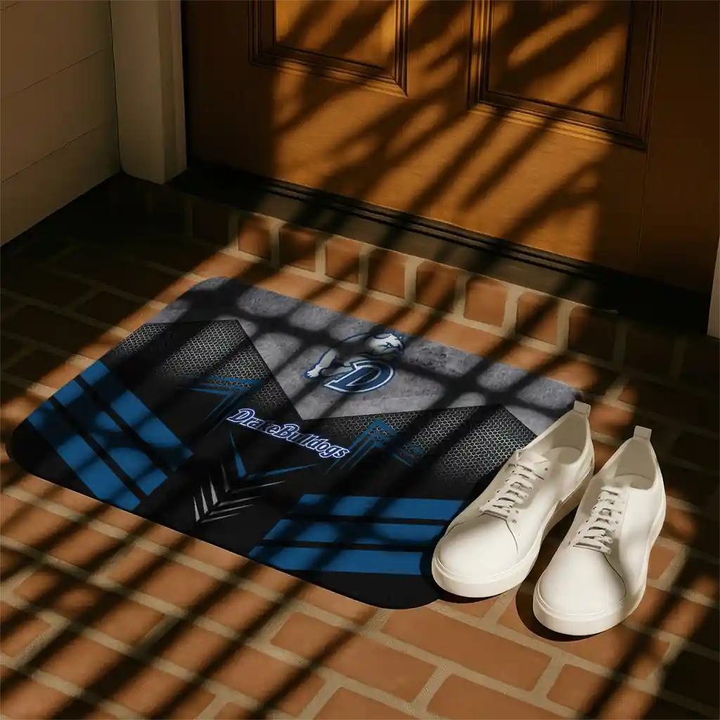 drake-bulldogs-chevron-points-blue-black-doormat-trendy.webp