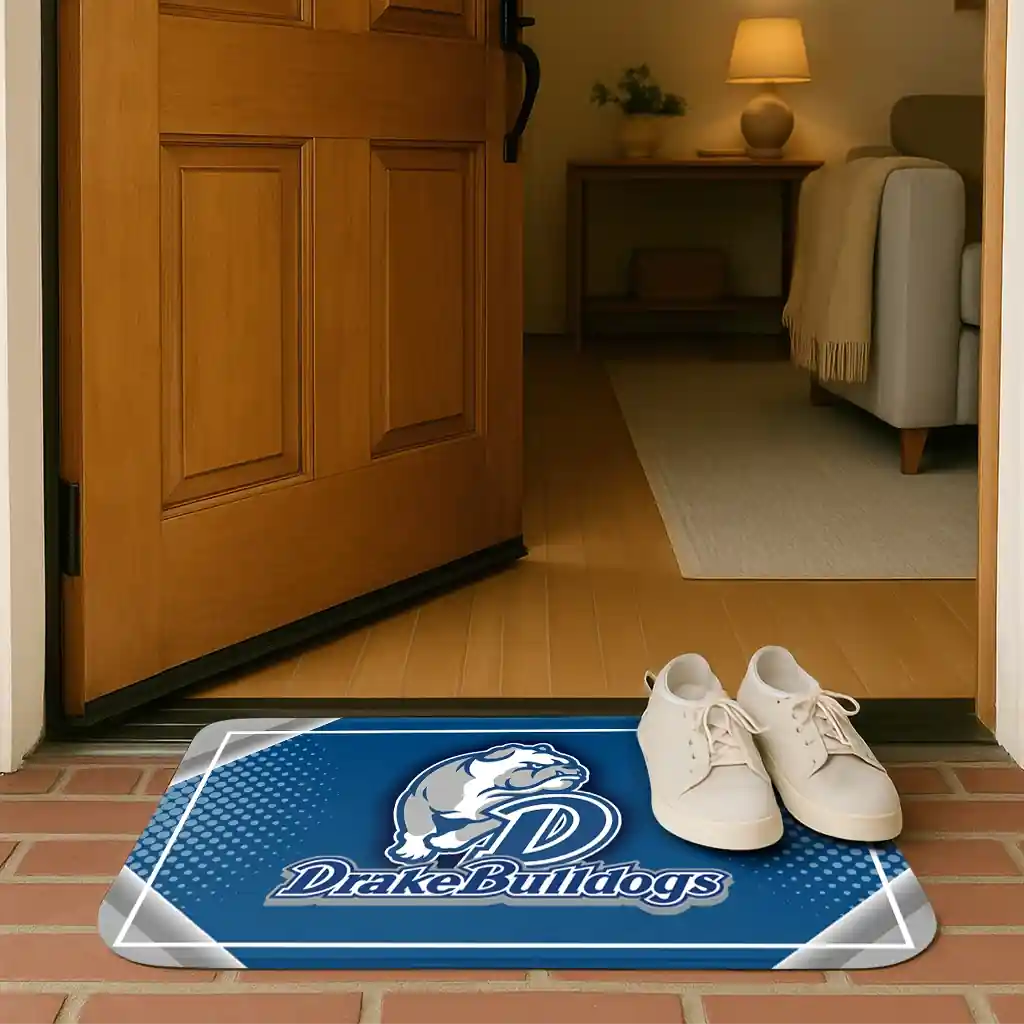 drake-bulldogs-silver-halftone-blue-doormat-fashion-forward.webp