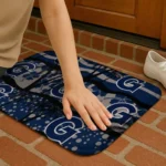 georgetown-hoyas-palm-silhouette-blue-black-doormat-best-selling.webp