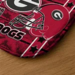 georgia-bulldogs-helmet-illustration-red-doormat-best-selling.webp