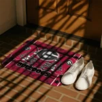 georgia-bulldogs-helmet-illustration-red-doormat-best-selling.webp