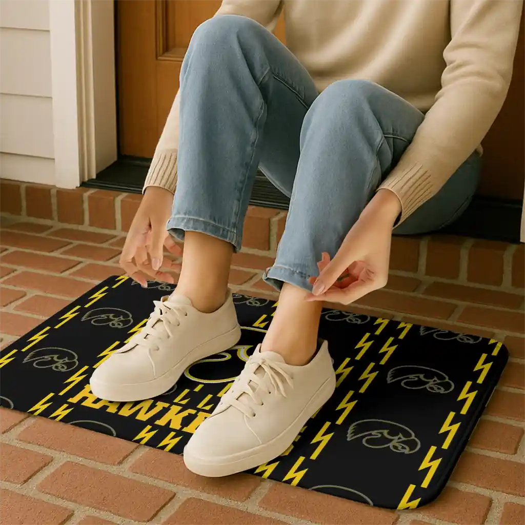 iowa-hawkeyes-bolt-row-black-doormat-top-rated.webp