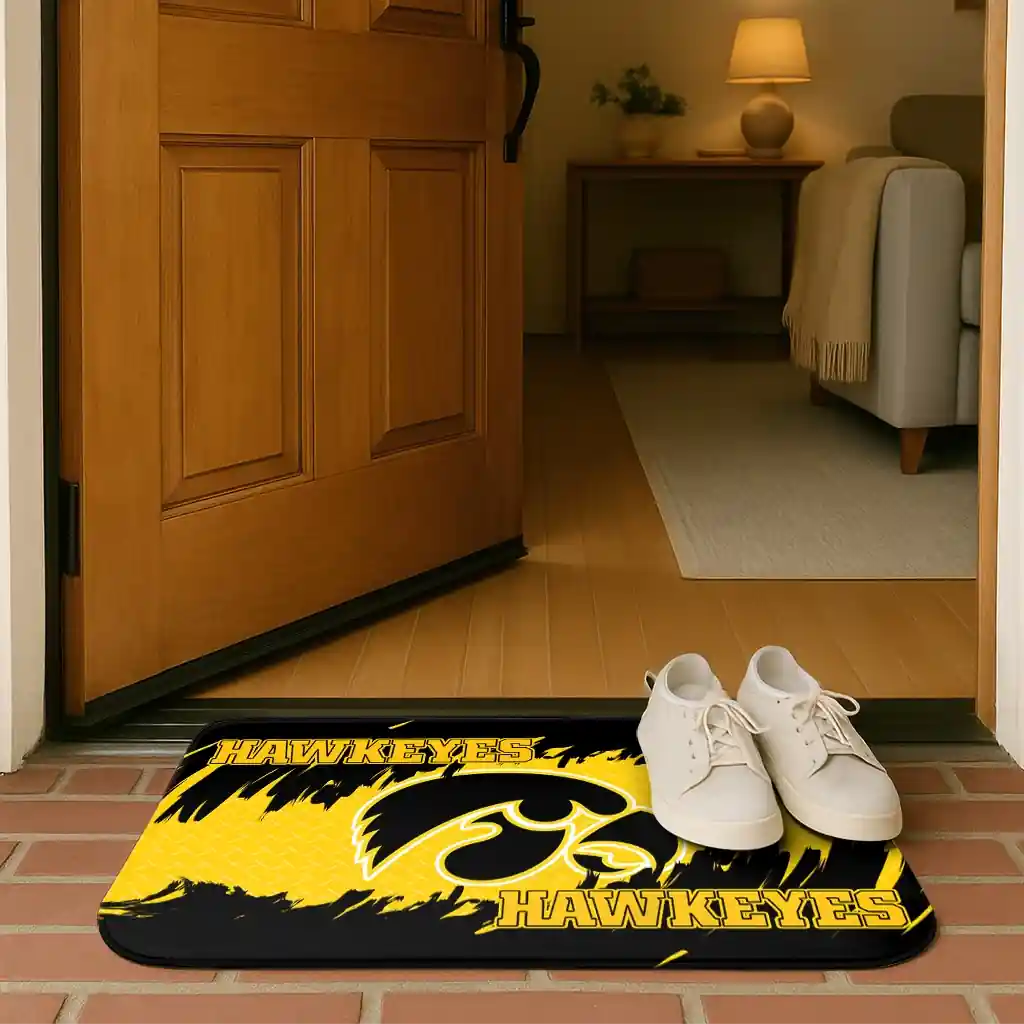 iowa-hawkeyes-plate-rip-black-doormat-fashion-forward.webp