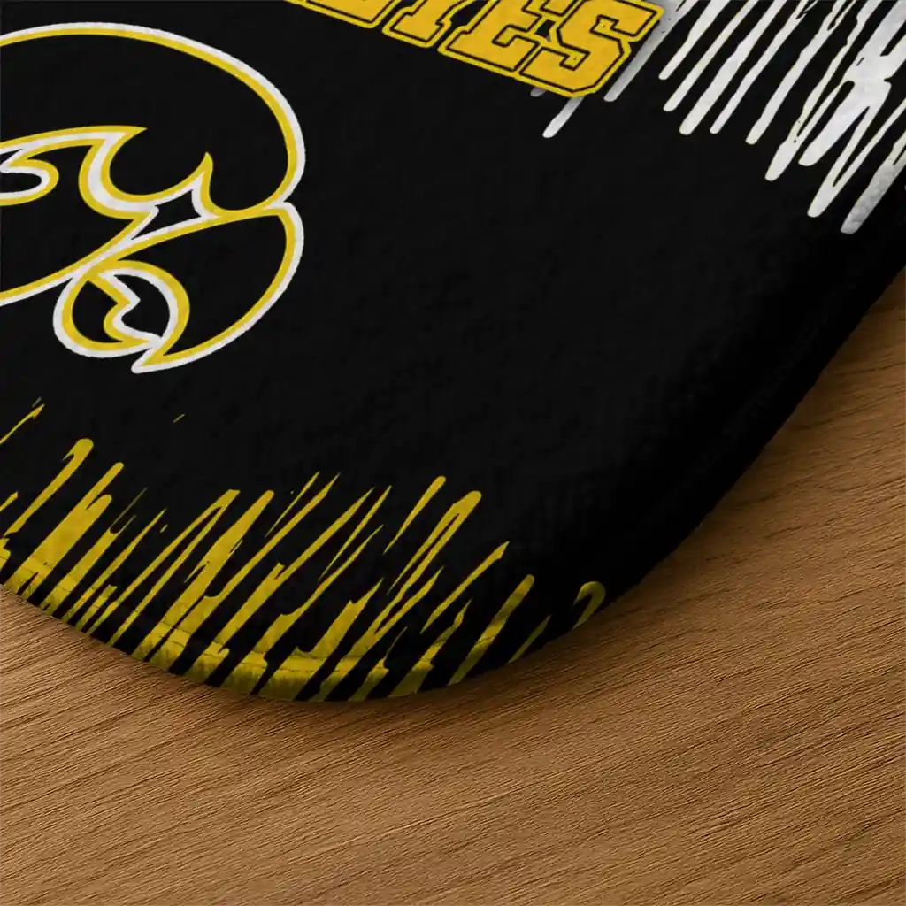 iowa-hawkeyes-vertical-flow-black-doormat-latest-model.webp
