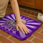 james-madison-dukes-helmet-centerpiece-purple-doormat-best-selling.webp