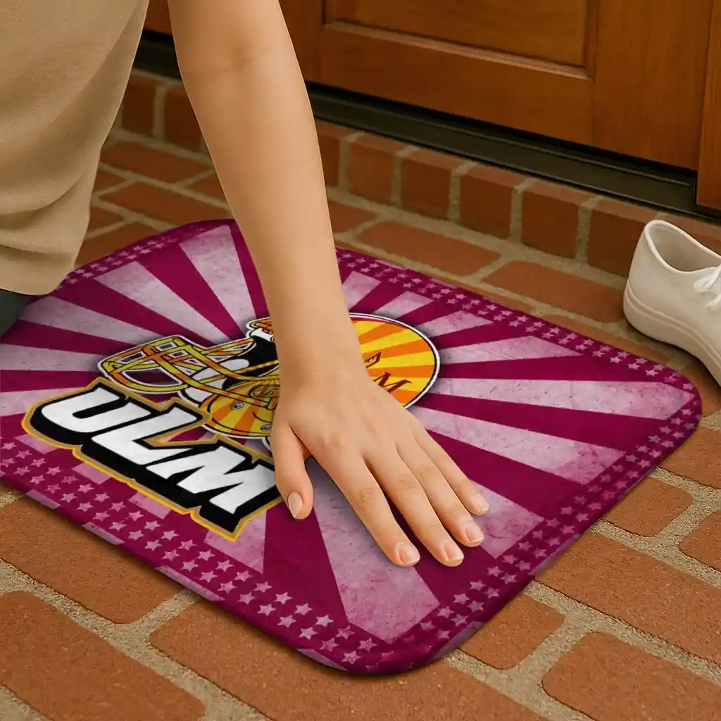 louisiana-monroe-warhawks-helmet-centerpiece-red-doormat-premium-grade.webp