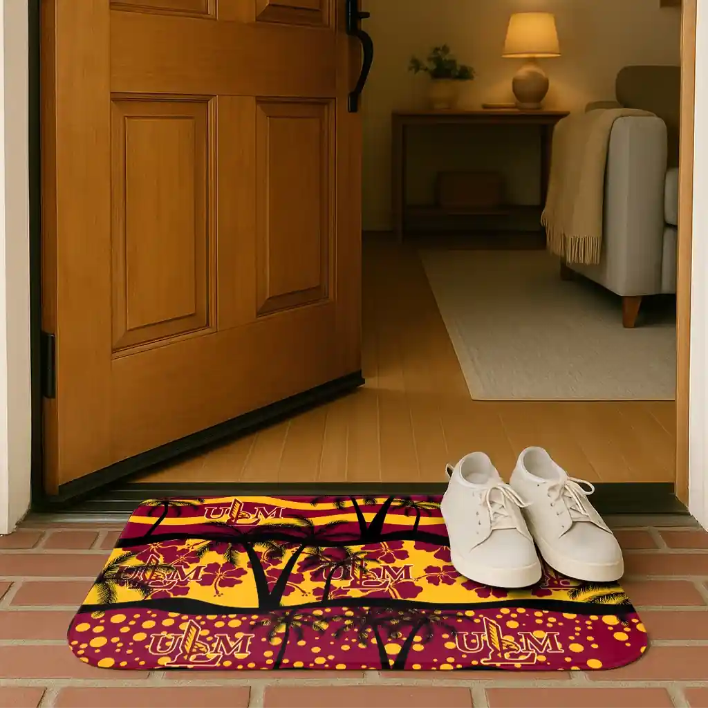 louisiana-monroe-warhawks-palm-silhouette-red-black-doormat-fashion-forward.webp