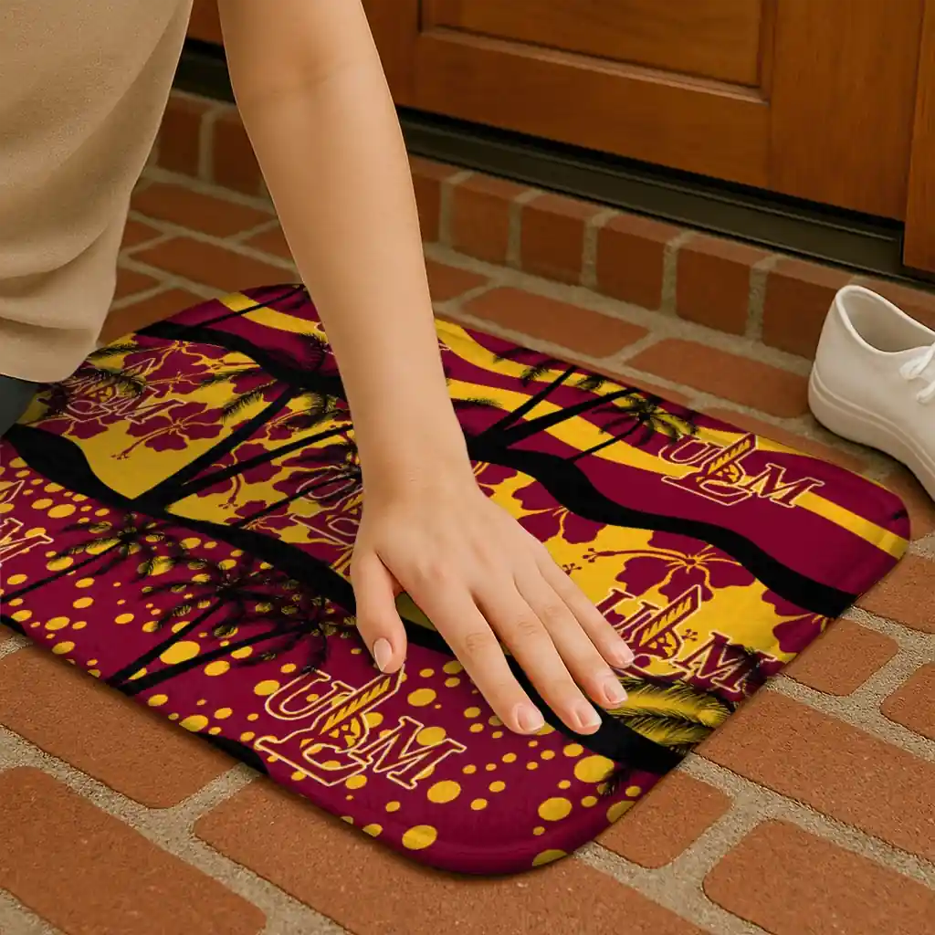 louisiana-monroe-warhawks-palm-silhouette-red-black-doormat-premium-grade.webp