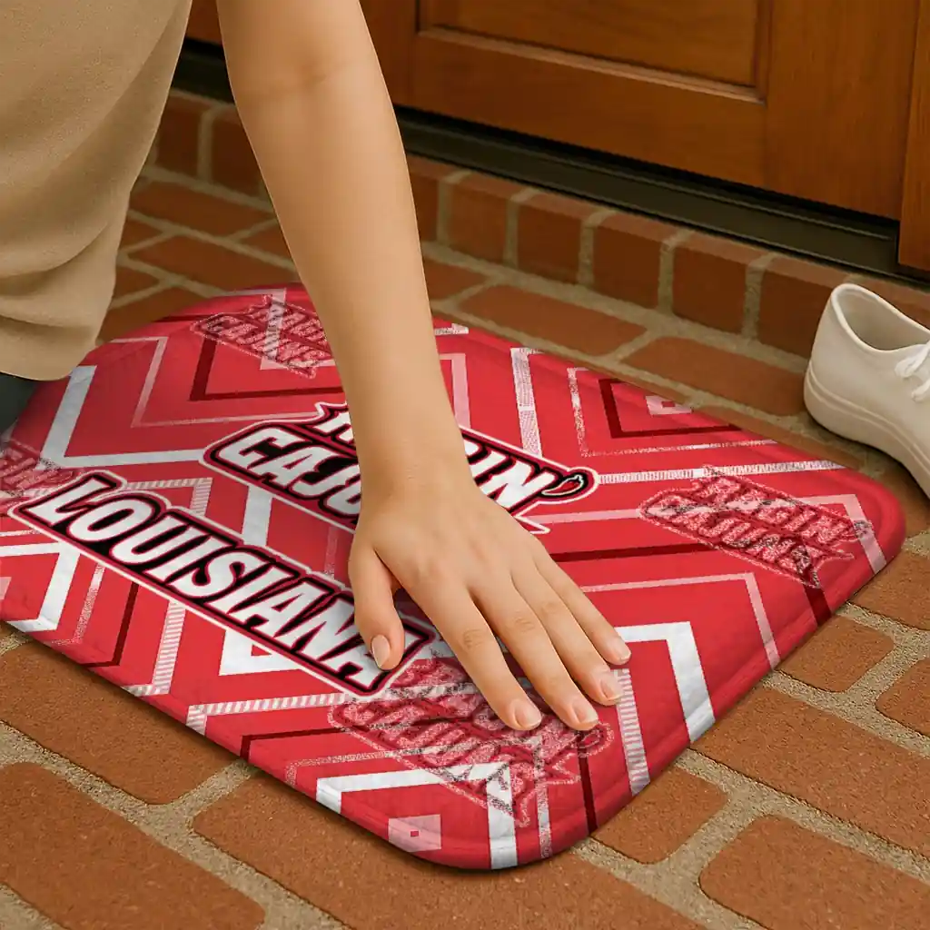louisiana-ragin-cajuns-chevron-geometrics-red-doormat-premium-grade.webp