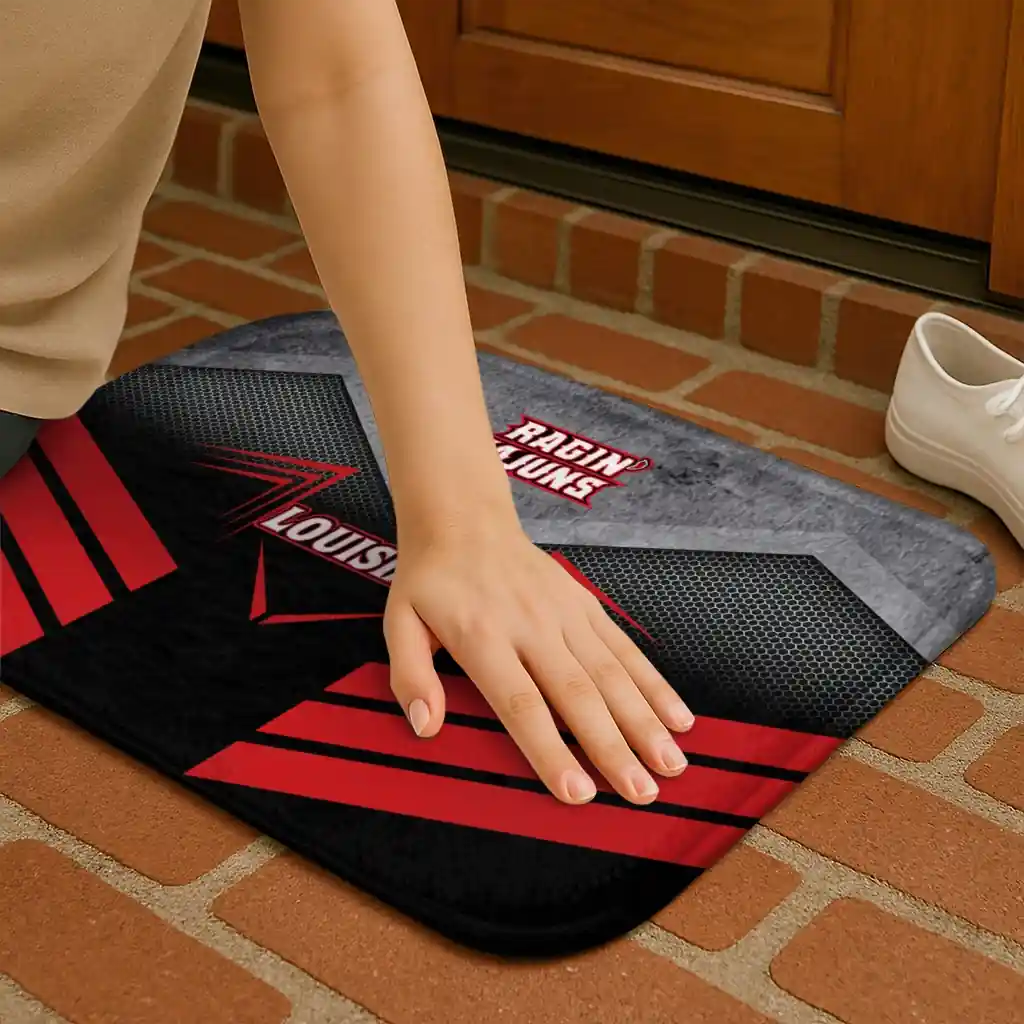 louisiana-ragin-cajuns-chevron-points-red-black-doormat-premium-grade.webp