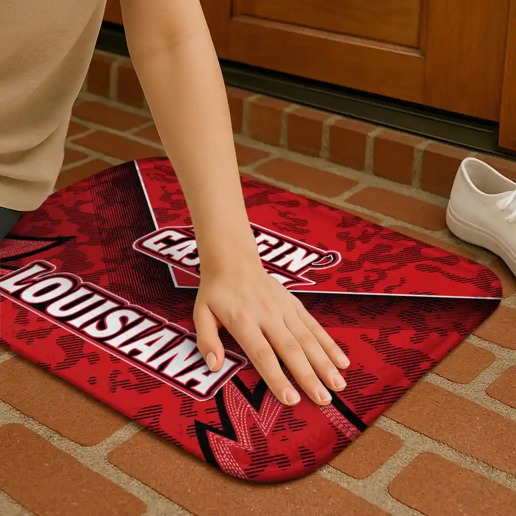 louisiana-ragin-cajuns-layered-lines-red-doormat-premium-grade.webp