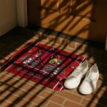 louisville-cardinals-helmet-illustration-red-doormat-best-selling.webp