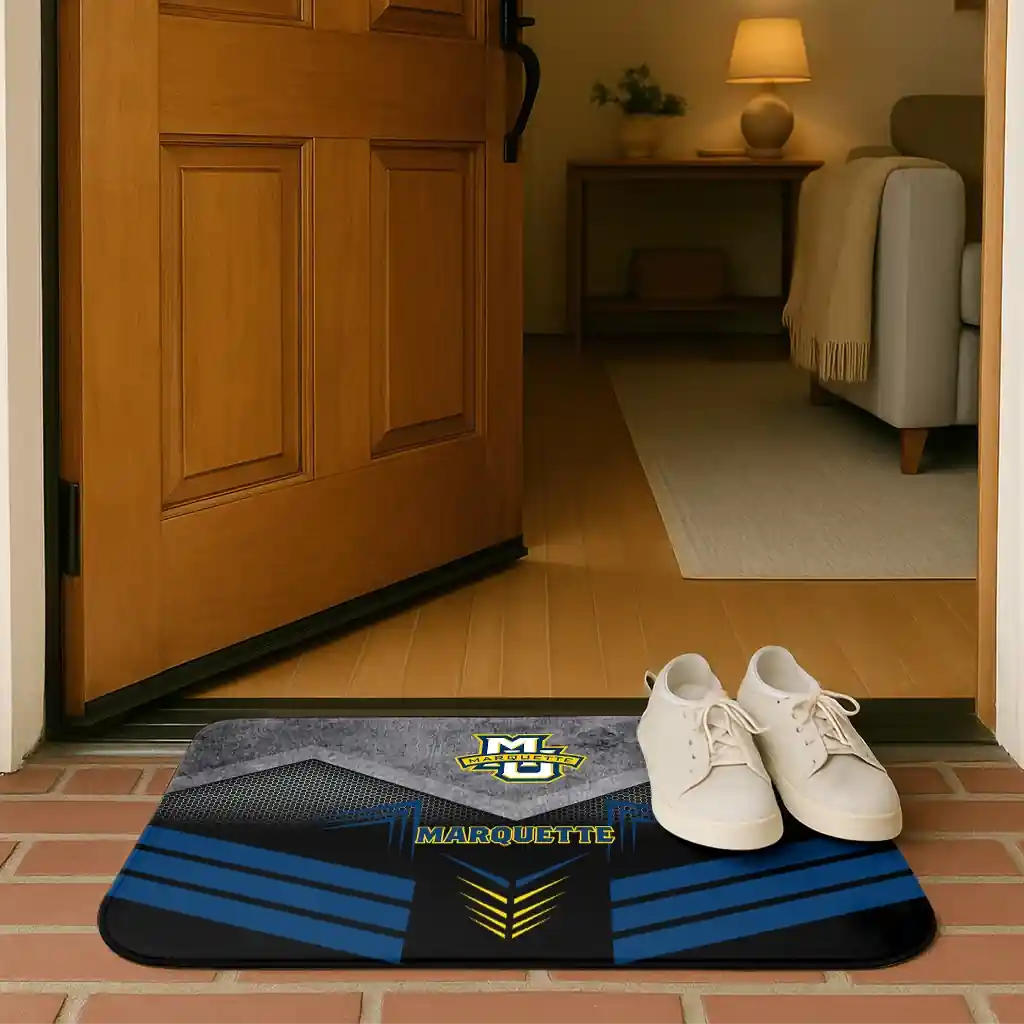 marquette-golden-eagles-chevron-points-blue-black-doormat-fashion-forward.webp