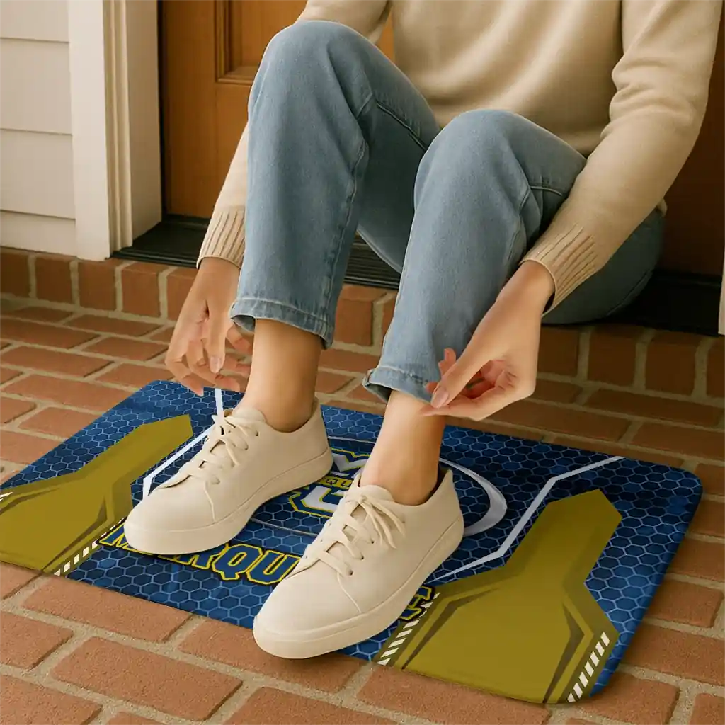 marquette-golden-eagles-hexagon-oval-blue-doormat-top-rated.webp