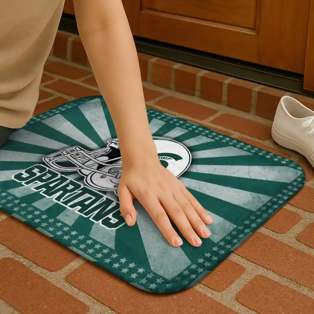 michigan-state-spartans-helmet-centerpiece-green-doormat-premium-grade.webp
