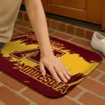 minnesota-golden-gophers-plate-rip-maroon-doormat-best-selling.webp