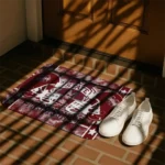 mississippi-state-bulldogs-helmet-illustration-maroon-doormat-best-selling.webp