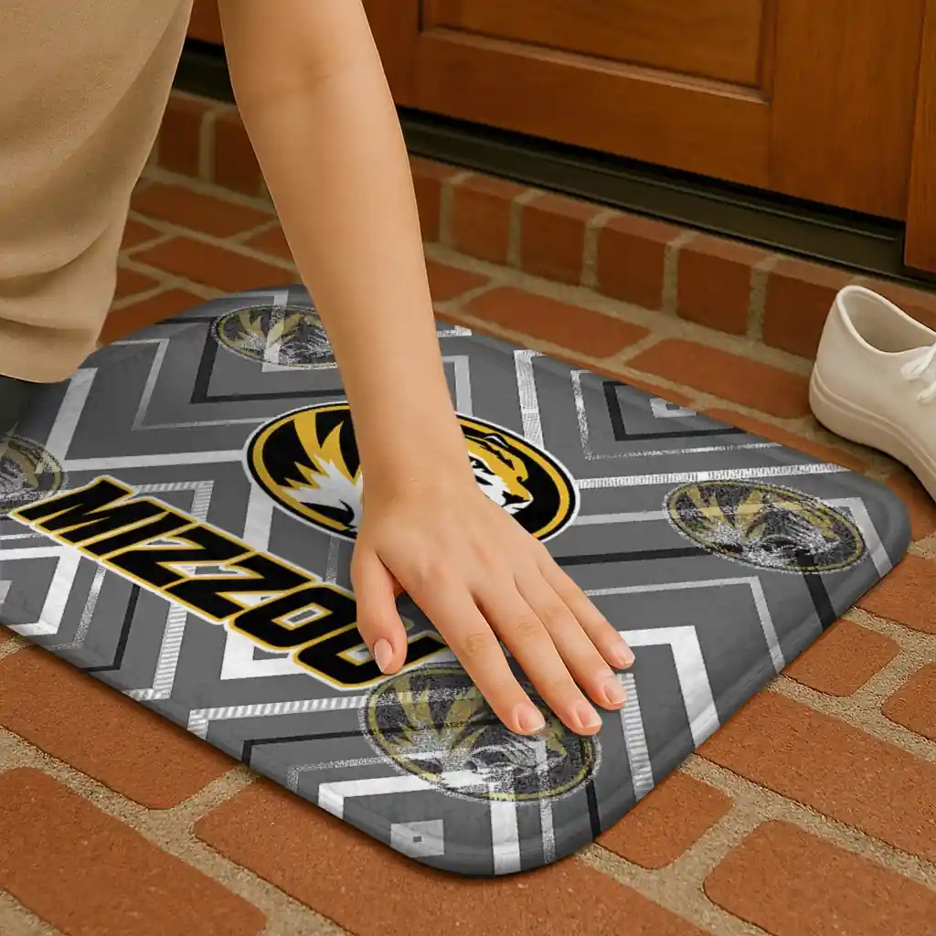 missouri-tigers-chevron-geometrics-black-doormat-premium-grade.webp