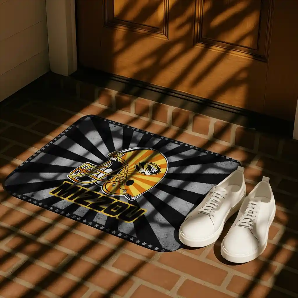 missouri-tigers-helmet-centerpiece-black-doormat-trendy.webp