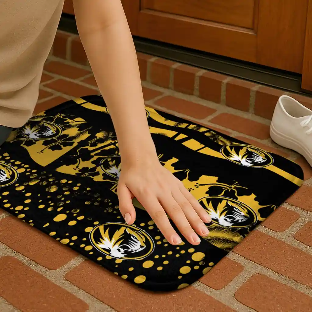 missouri-tigers-palm-silhouette-black-doormat-premium-grade.webp