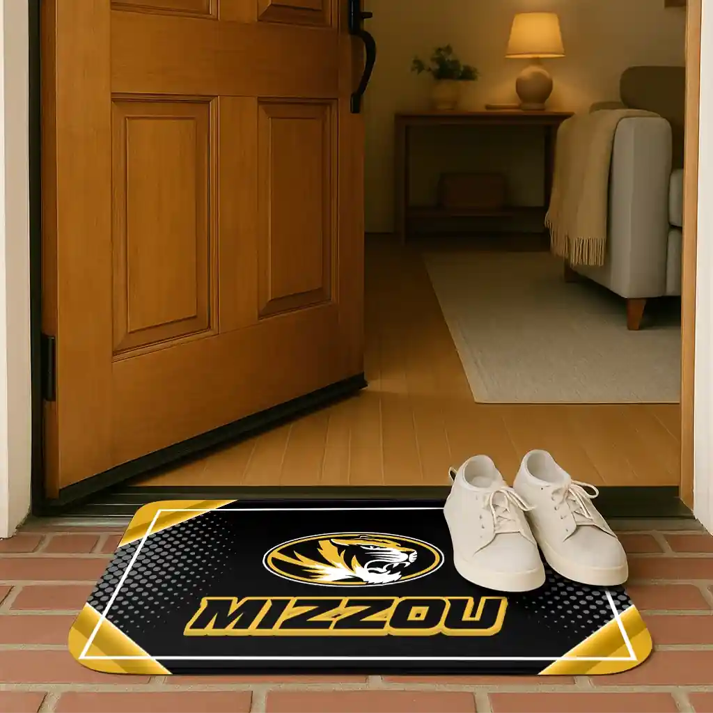 missouri-tigers-silver-halftone-black-doormat-fashion-forward.webp