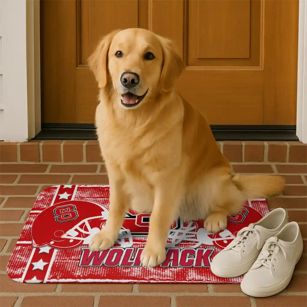 nc-state-wolfpack-helmet-illustration-red-doormat-high-quality.webp