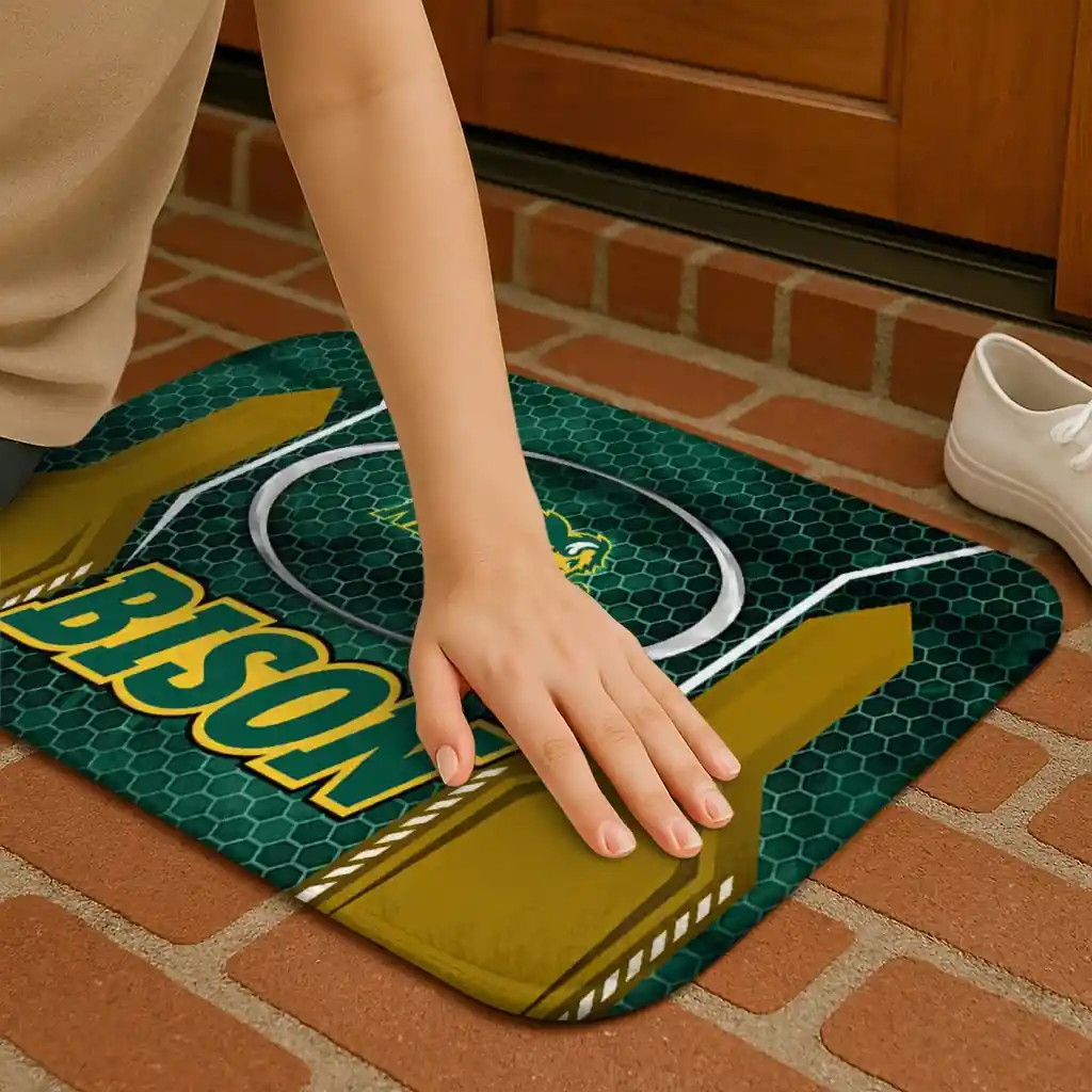 north-dakota-state-bison-hexagon-oval-green-doormat-premium-grade.webp