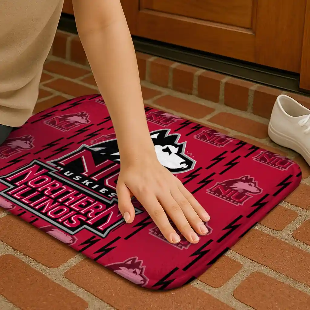 northern-illinois-huskies-bolt-row-red-doormat-premium-grade.webp