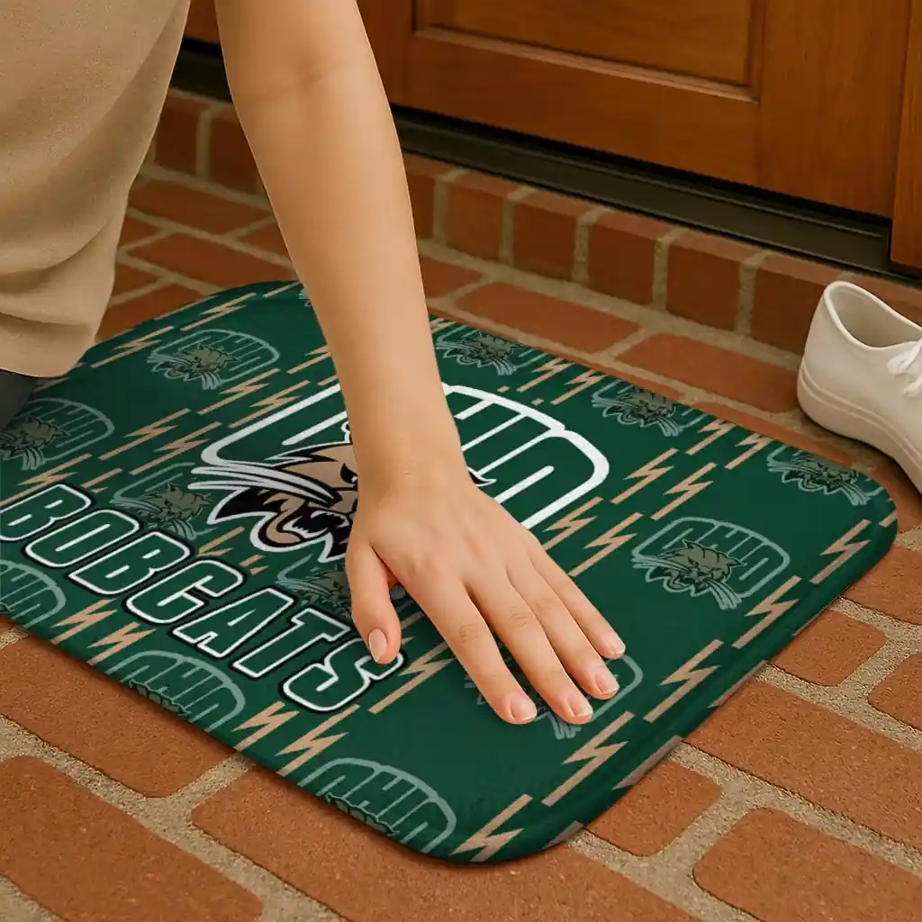 ohio-bobcats-bolt-row-green-doormat-premium-grade.webp